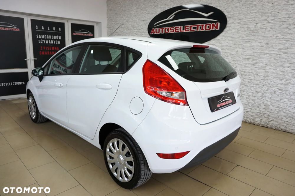 Ford Fiesta 1.4 Champions Edition - 10