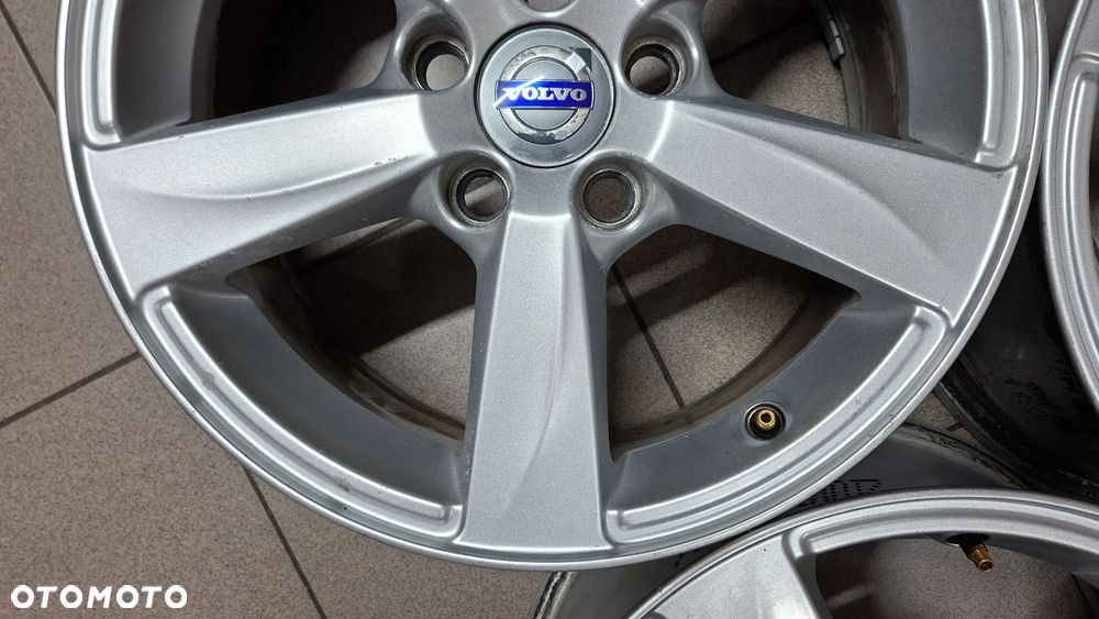Felgi Aluminiowe 16 Volvo V40 5x108 ET 50 - 12