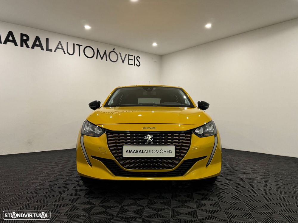 Peugeot E-208 2022 photo 2