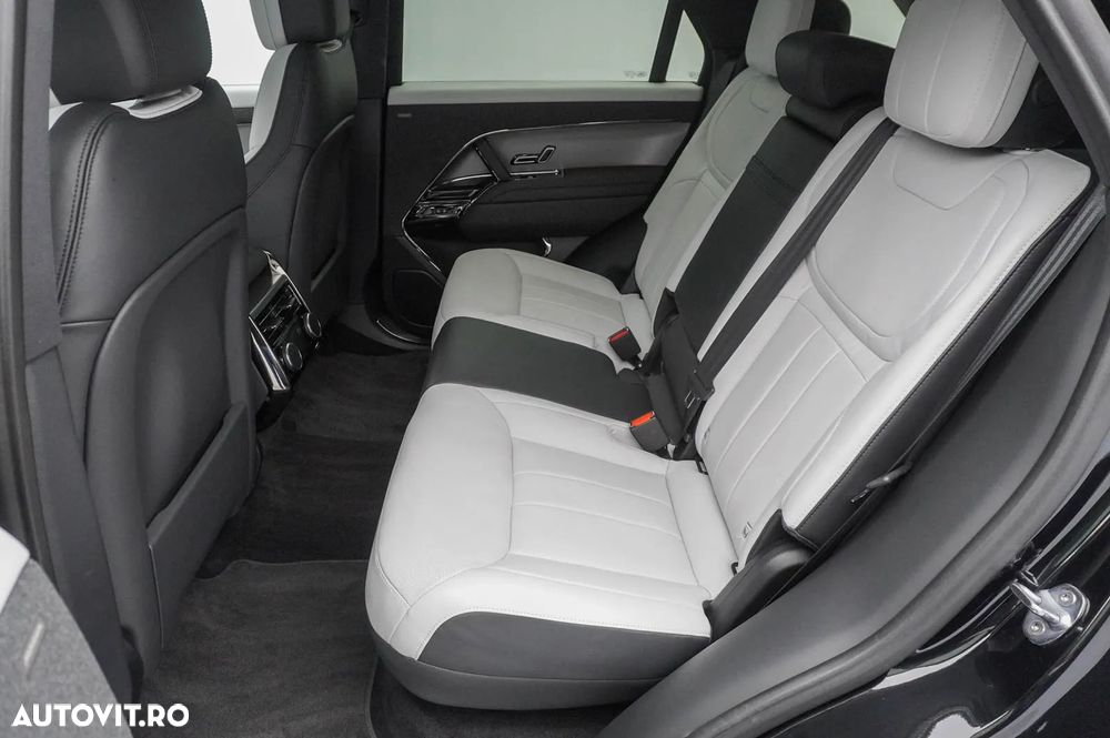 Land Rover Range Rover Sport 3.0 I6 P400 MHEV Dynamic HSE - 9