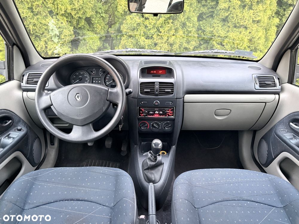 Renault Clio - 5