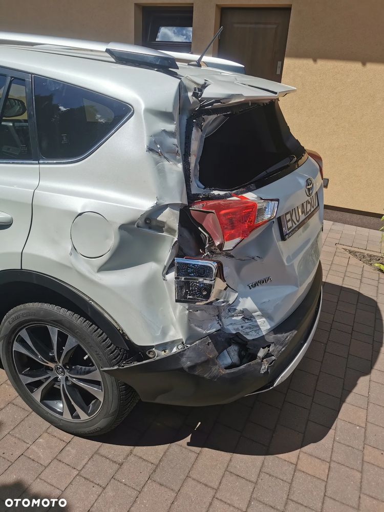 Toyota RAV4 2.0 D-4D Premium - 2