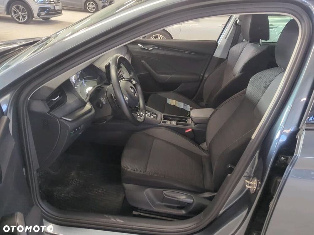 Skoda Octavia 2.0 TDI Ambition DSG - 5