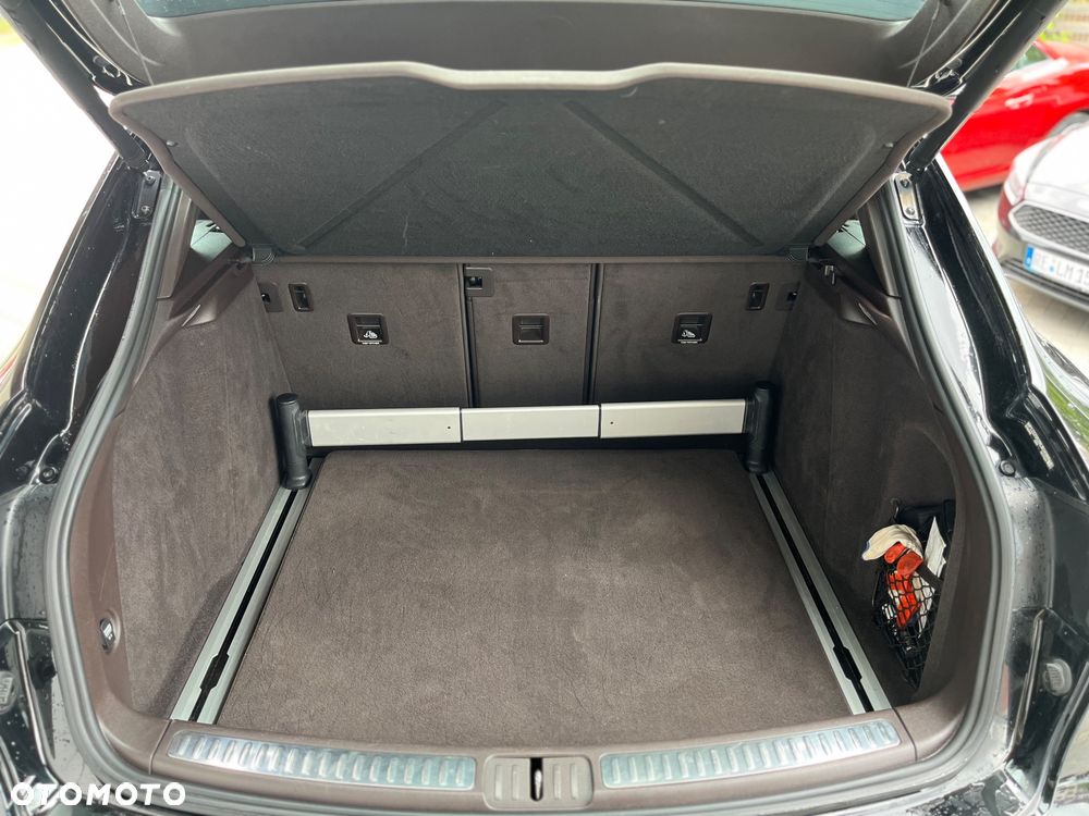 Porsche Macan - 12