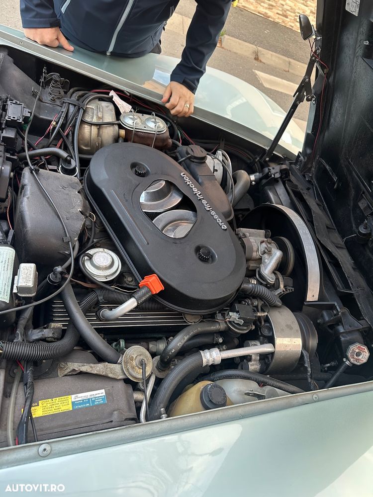 Chevrolet Corvette - 13