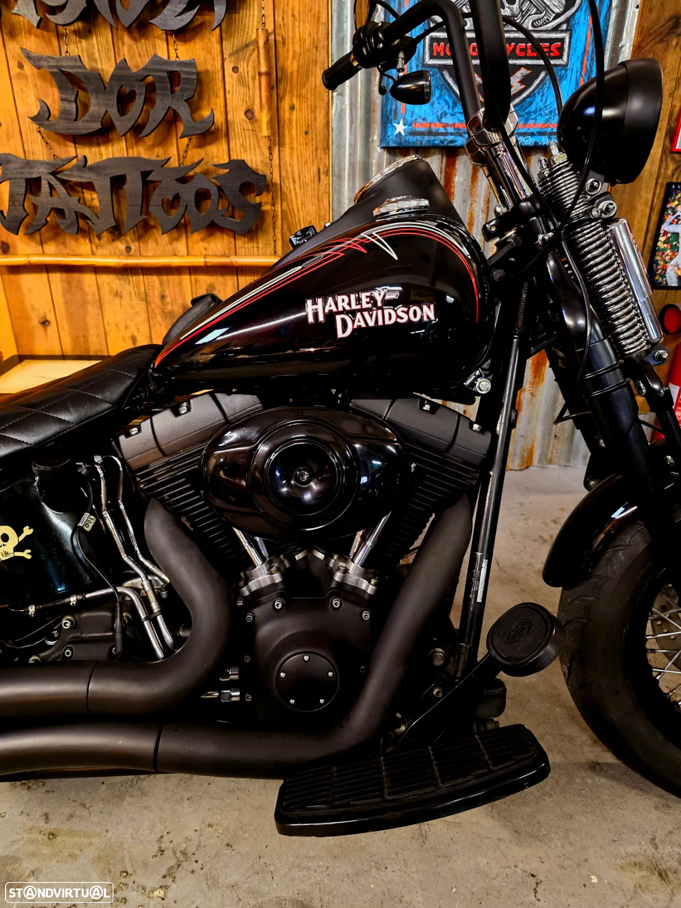 Harley-Davidson FXSTS CROSSBONES - 2