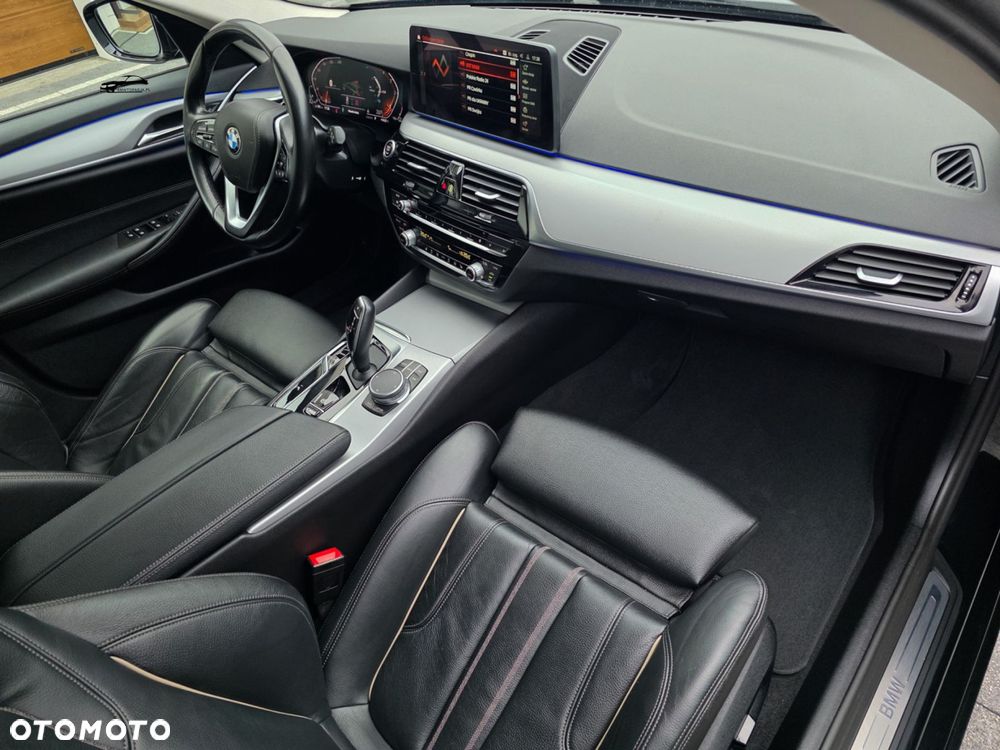 BMW Seria 5 - 24