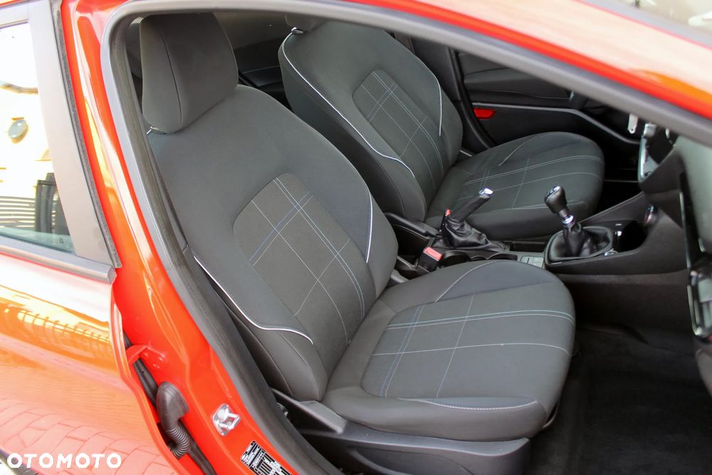 Ford Fiesta 1.0 EcoBoost S&S TREND - 11