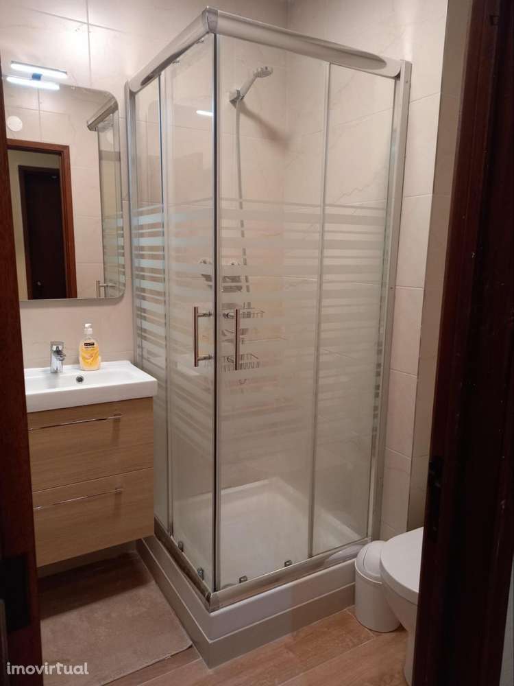 Quarto - localizado em Telheiras Lisbon - Grande imagem: 5/5