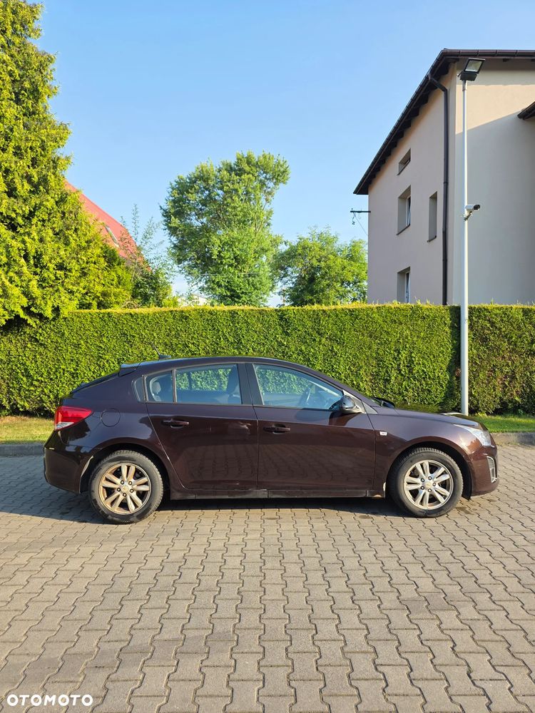 Chevrolet Cruze 1.7 D LT+ - 20