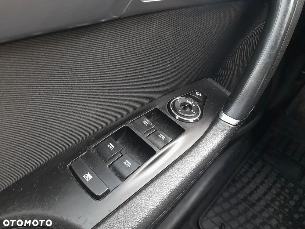 Hyundai i40 1.7 CRDi Comfort + - 24