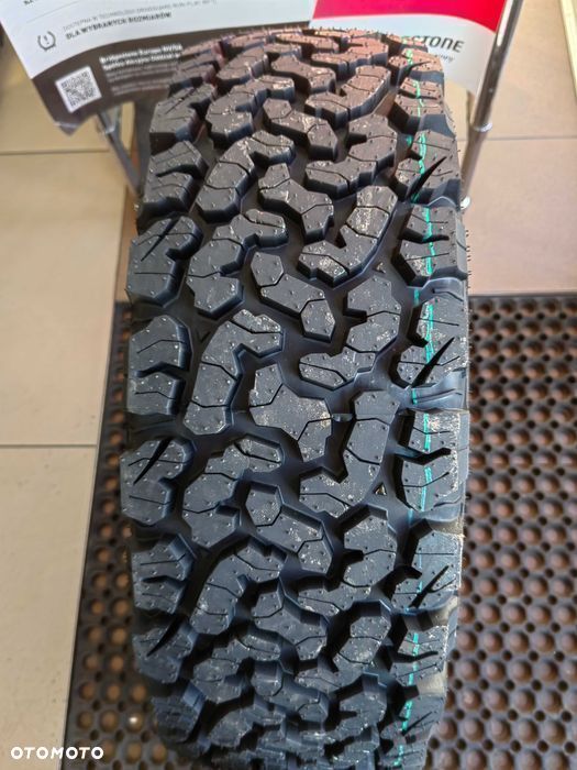215/70R16 Myki Explorer A/T Opona terenowa bieżnikowan nowa na miejscu