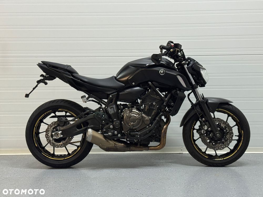 Yamaha MT - 2