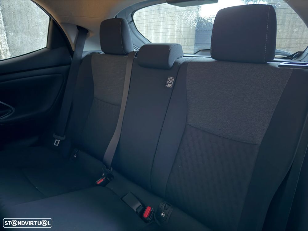 Toyota Yaris 1.5 HDF Comfort Plus - 19