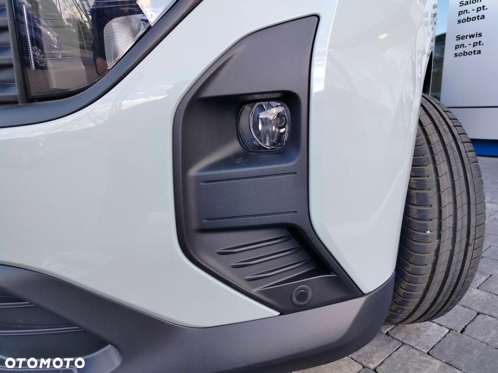 Ford Transit Courier - 30
