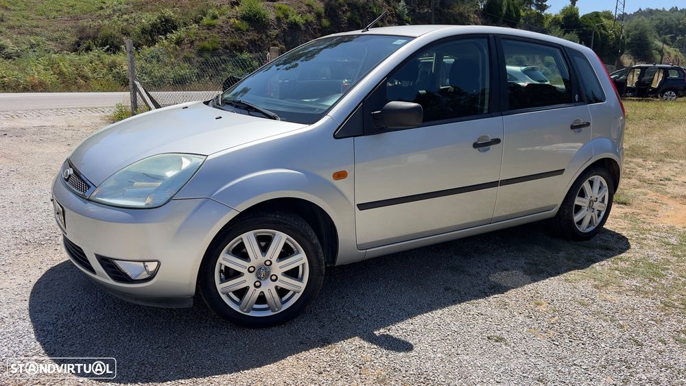 Ford Fiesta 1.25 Ghia - 1