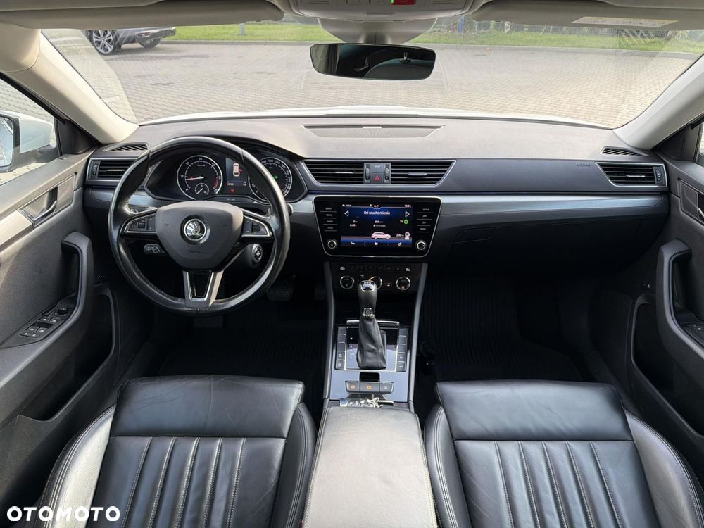 Skoda Superb 2.0 TDI DSG Sportline - 15