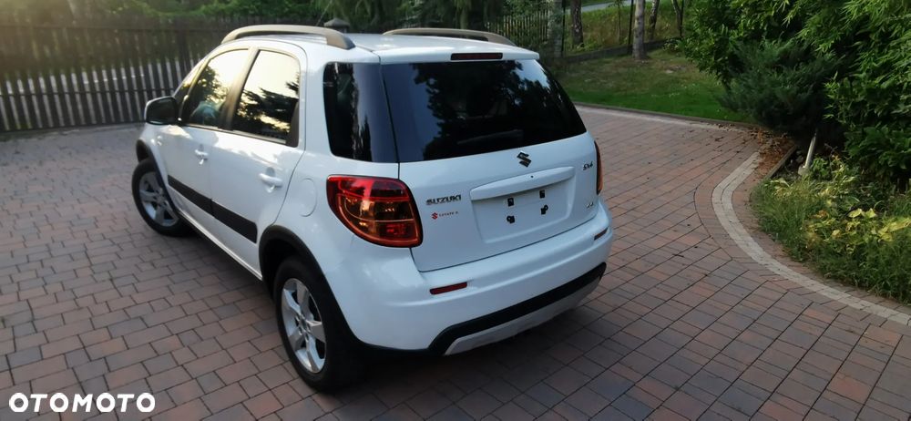 Suzuki SX4 2.0 DDiS 4x4 Style - 10