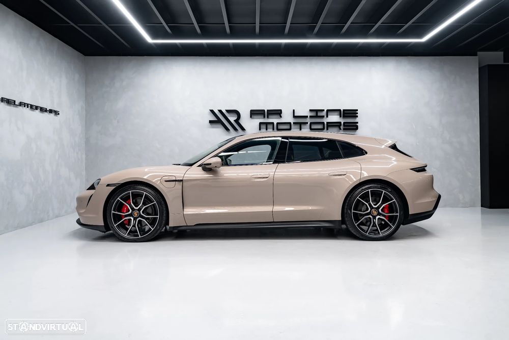 Porsche Taycan Sport Turismo 4S - 16