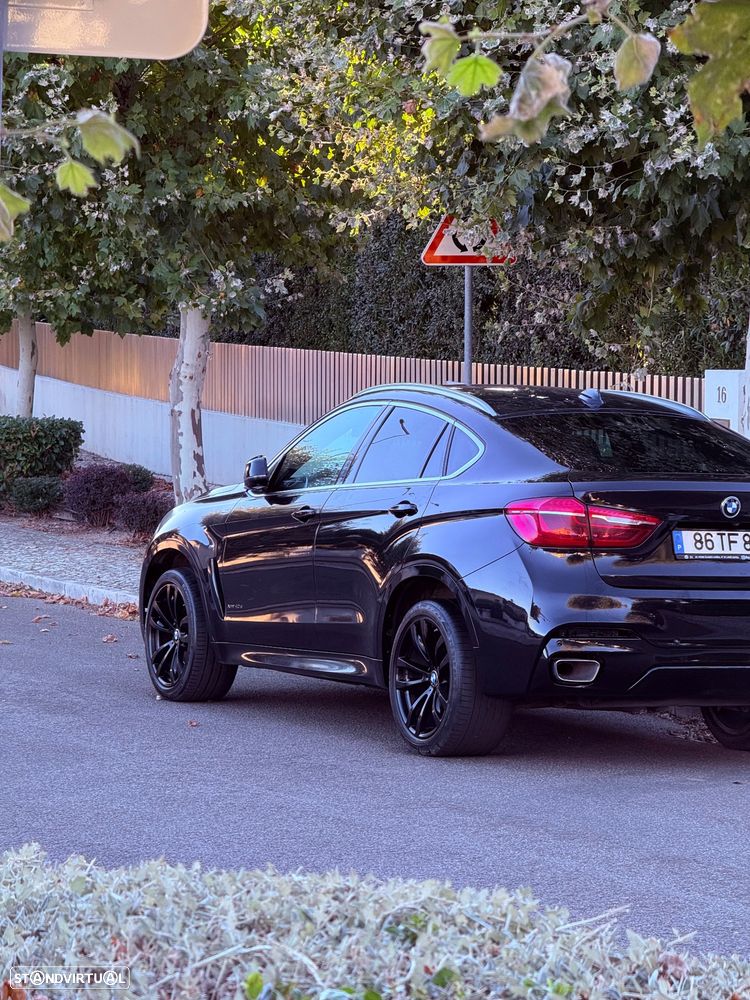 BMW X6 40 d xDrive Pack M — fotografia 23