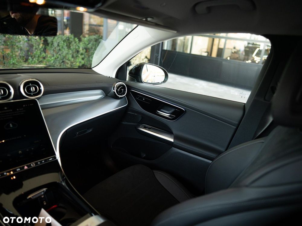 Mercedes-Benz GLC - 15