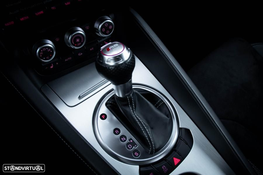 Audi TT RS Coupé - 37