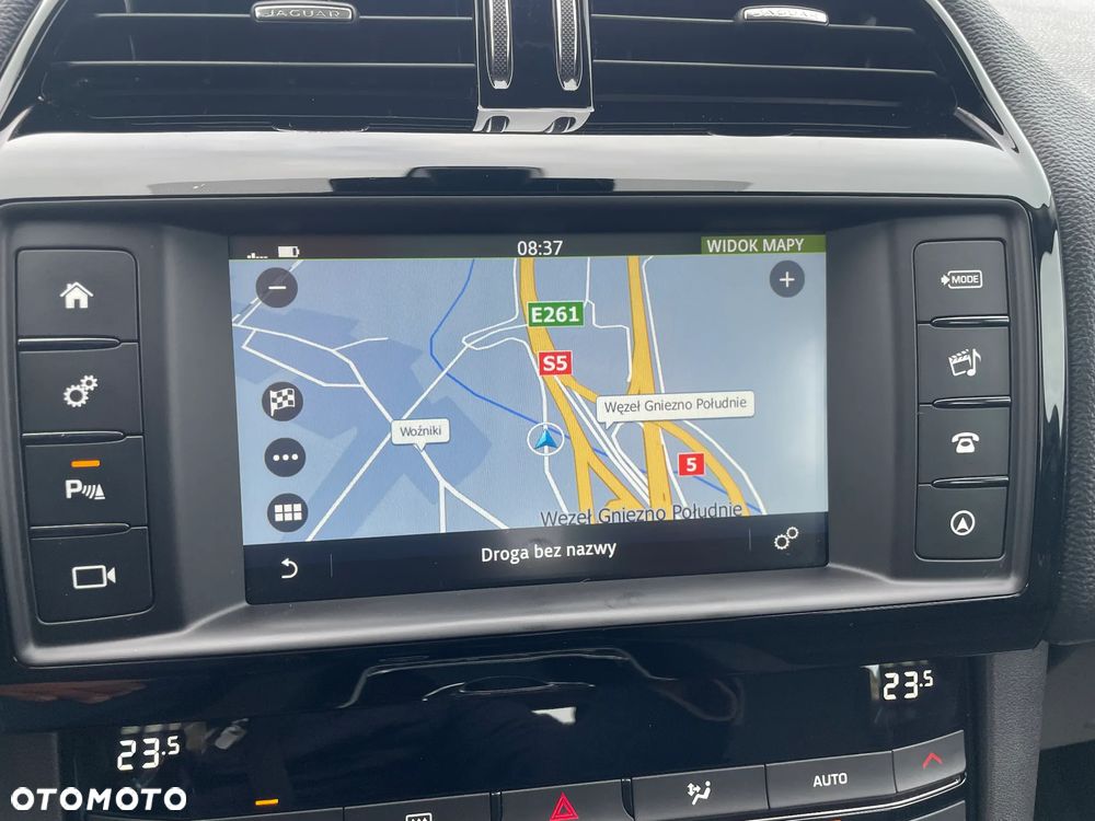 Jaguar F-Pace 20d AWD Prestige - 21
