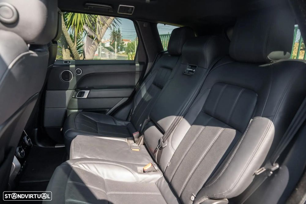 Land Rover Range Rover Sport 2.0 Si4 PHEV HSE Dynamic Stealth - 28