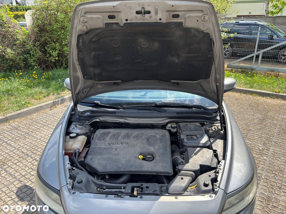 Volvo V50 2.0D Momentum - 18