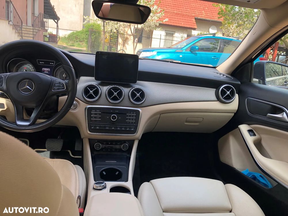 Mercedes-Benz GLA 220 d 4MATIC Aut. - 6