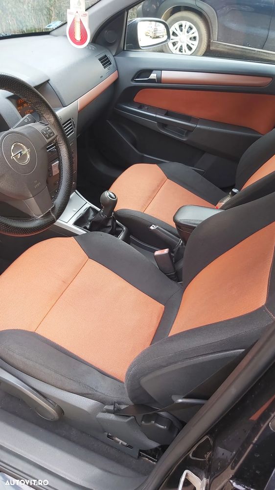 Opel Astra 1.4i Cosmo - 8