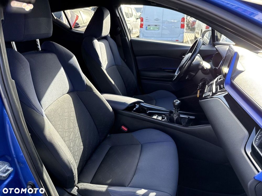 Toyota C-HR 1.2 T Dynamic - 7