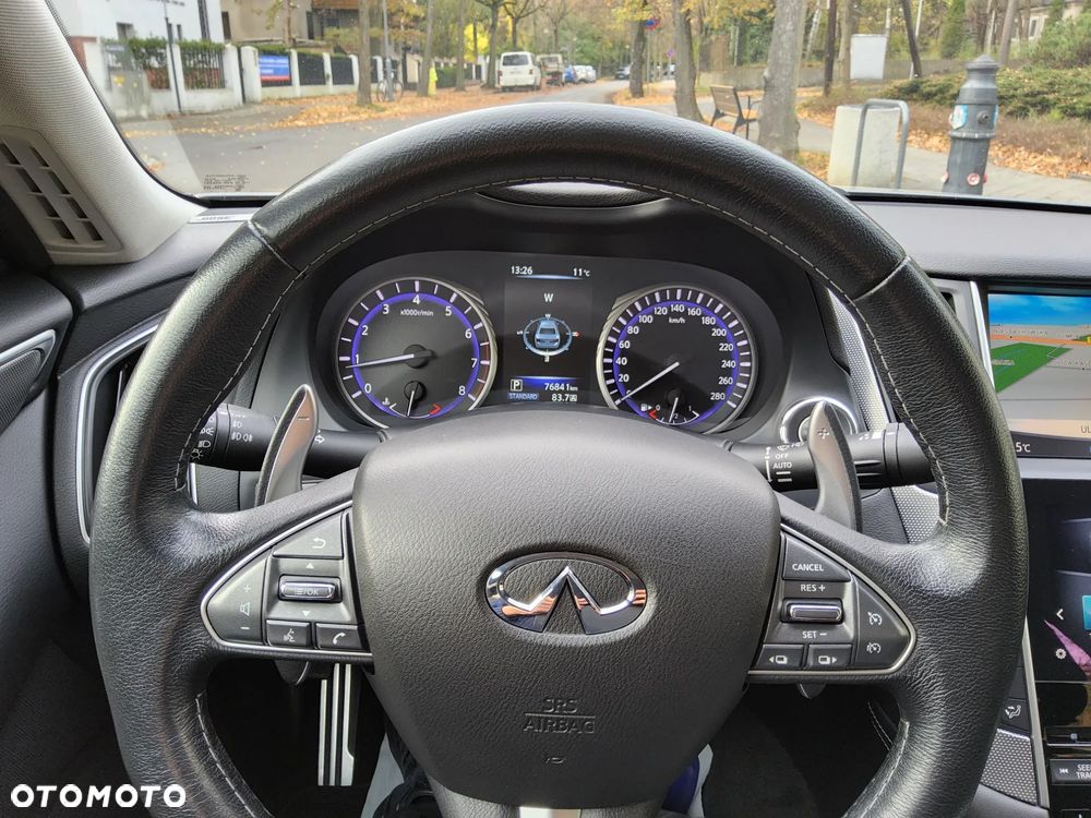 Infiniti Q50 2.0t Sport Tech - 13