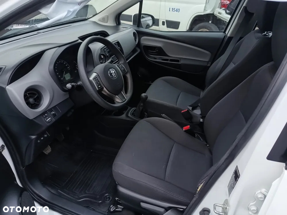 Toyota Yaris 1.0 Active - 5