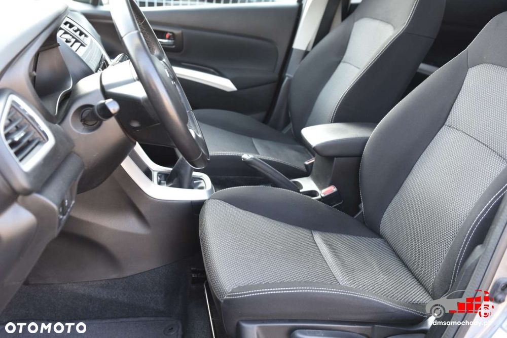 Suzuki SX4 S-Cross 1.6 VVT 4x4 limited+ - 17