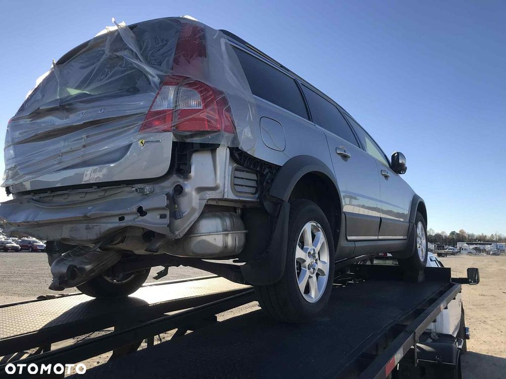 Volvo XC 70 3.2 AWD Summum - 24