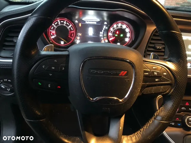 Dodge Challenger Automatik R/T Plus - 11