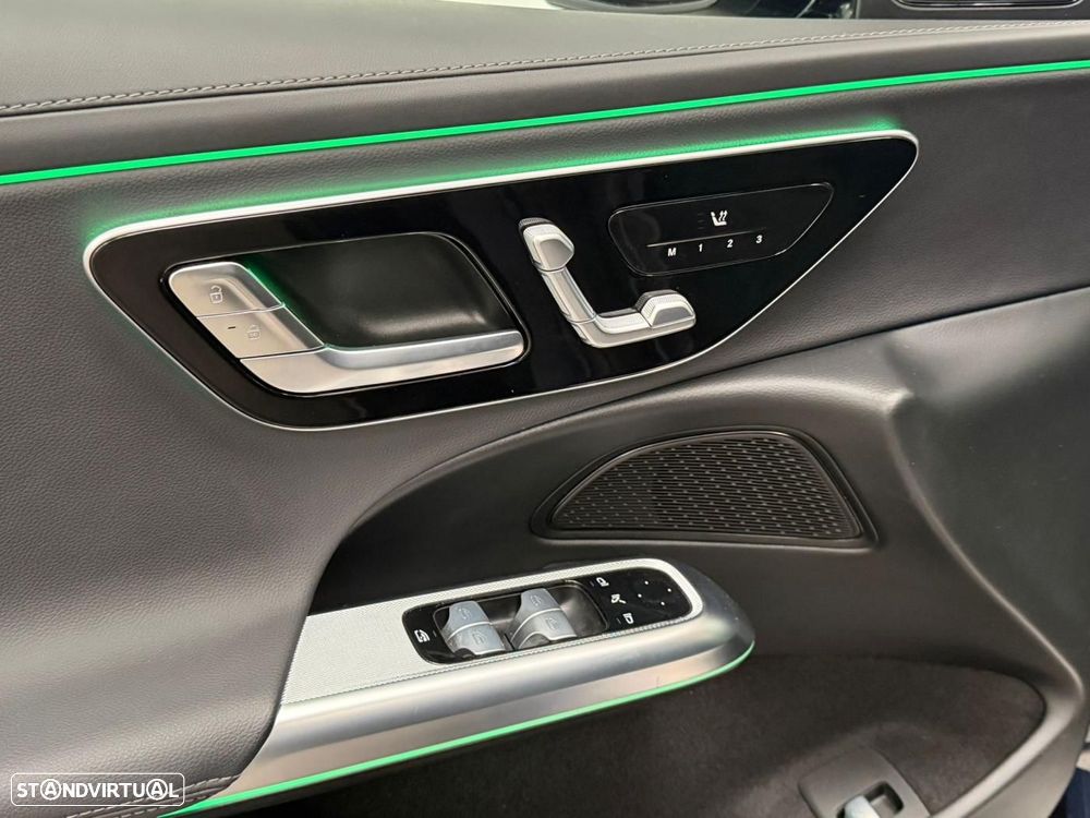 Mercedes-Benz E 300 de - 52