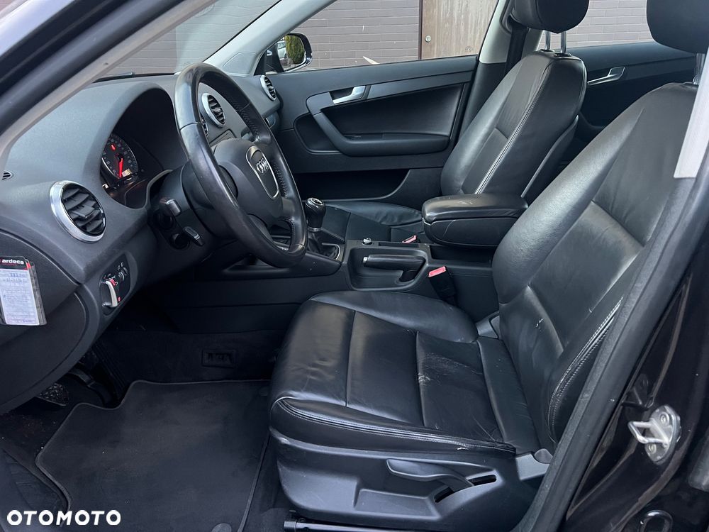 Audi A3 Sportback 1.6 TDI Ambiente - 18