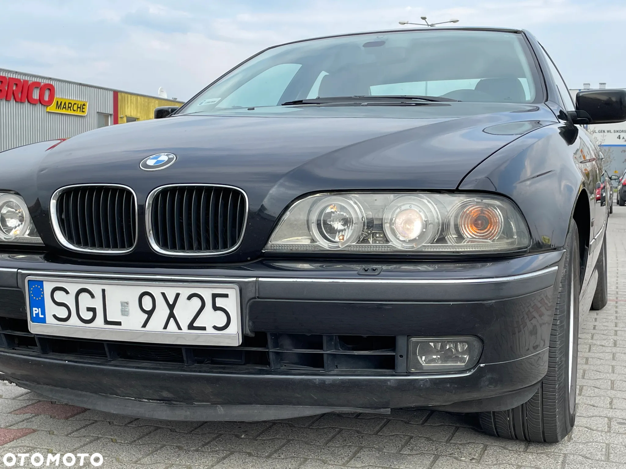 BMW Seria 5 523i - 11