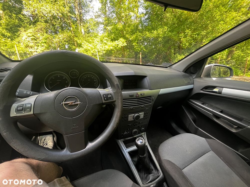 Opel Astra 1.7 CDTI Enjoy - 8