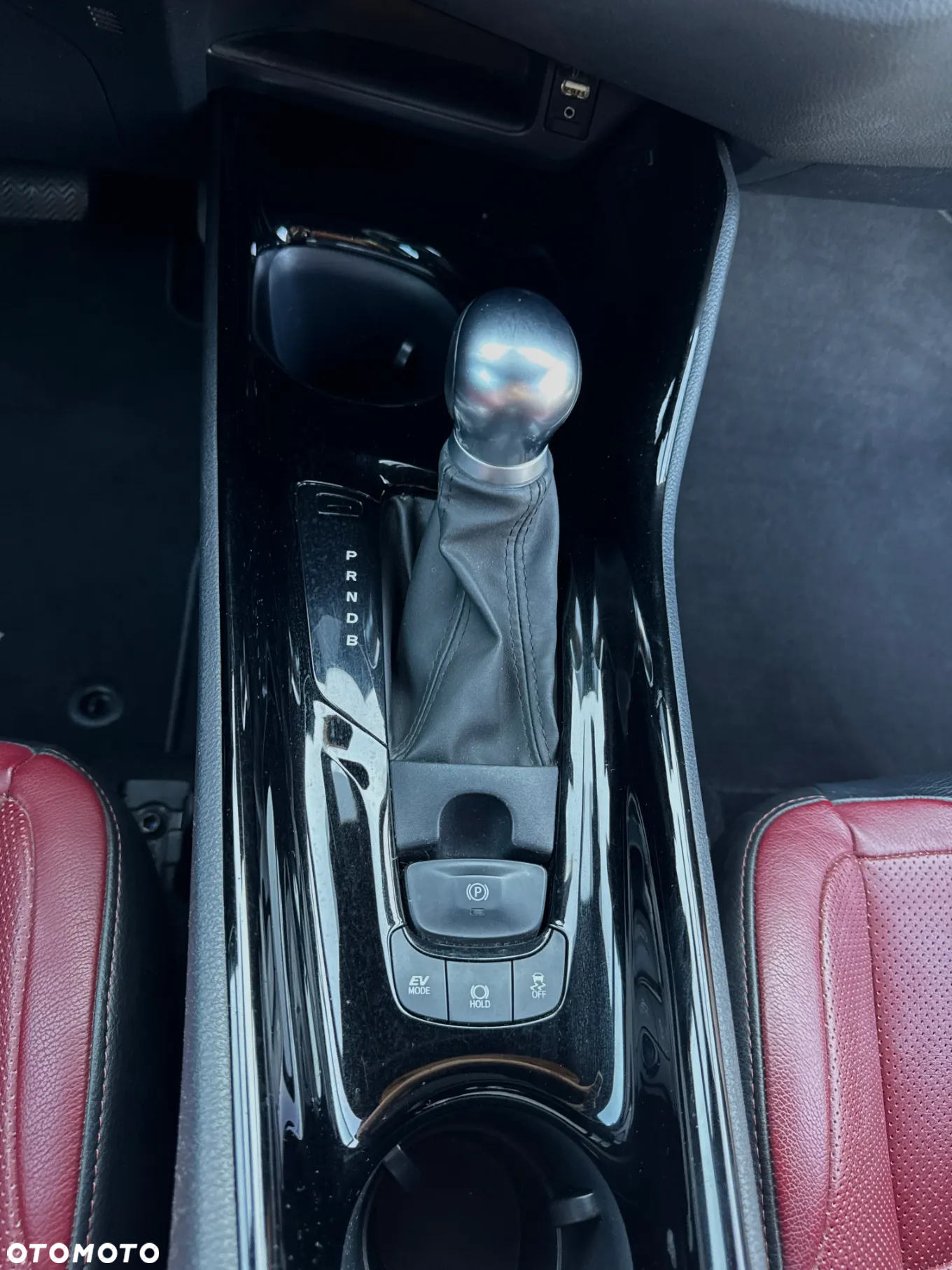 Toyota C-HR 1.8 Hybrid GPF Selection - 10