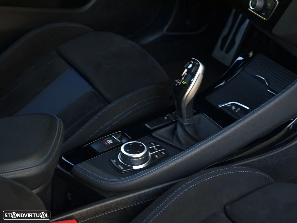 BMW X2 18 d sDrive Auto Pack M - 23