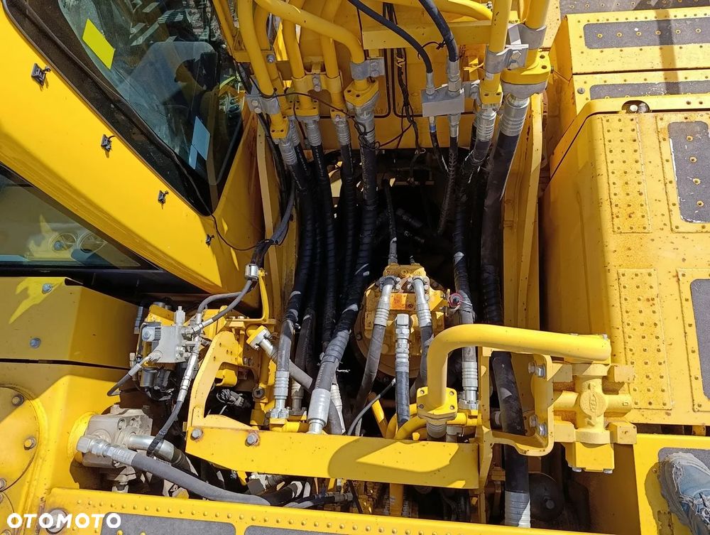 Komatsu PC 360 LC-11 - 25