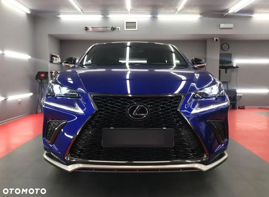 Lexus NX 300h F Sport AWD - 3