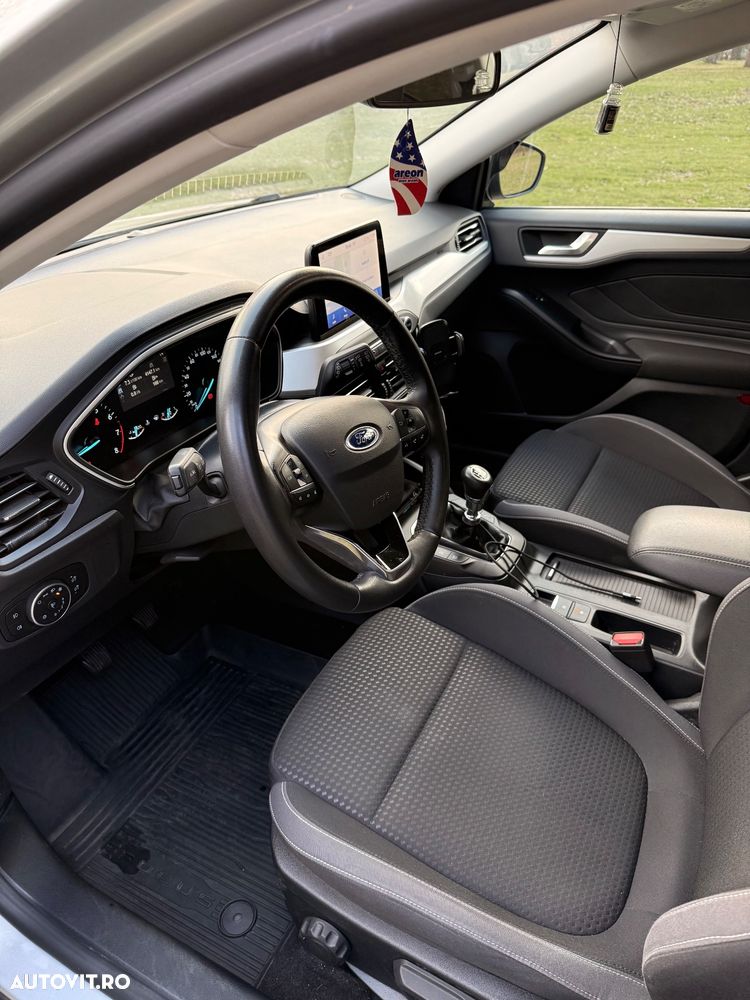Ford Focus 1.0 EcoBoost Titanium - 8
