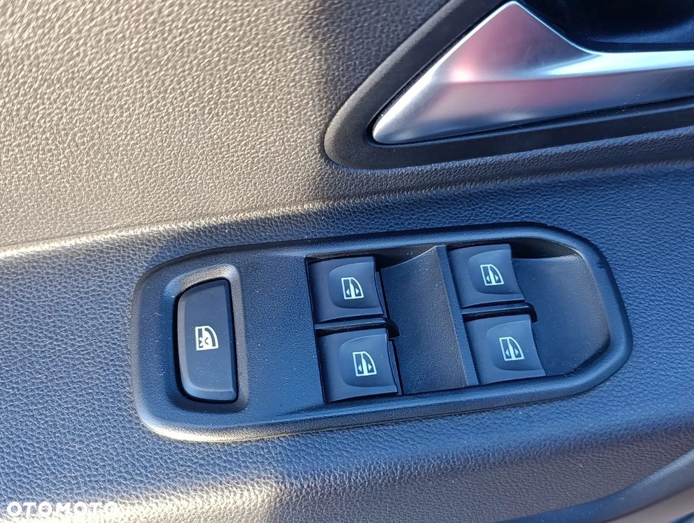 Dacia Duster 1.0 TCe Comfort - 26