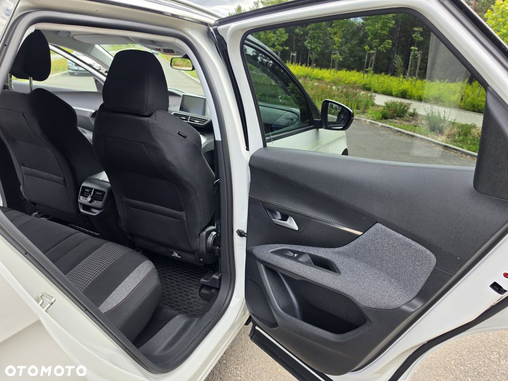 Peugeot 3008 1.2 PureTech Active S&S - 15
