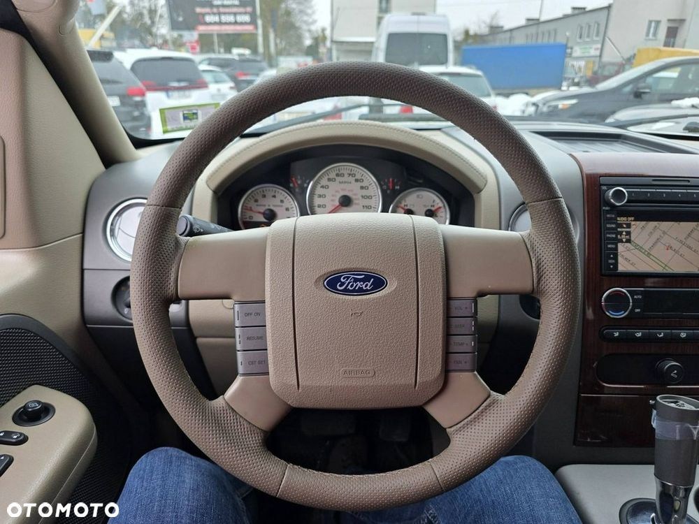 Ford F150 - 8