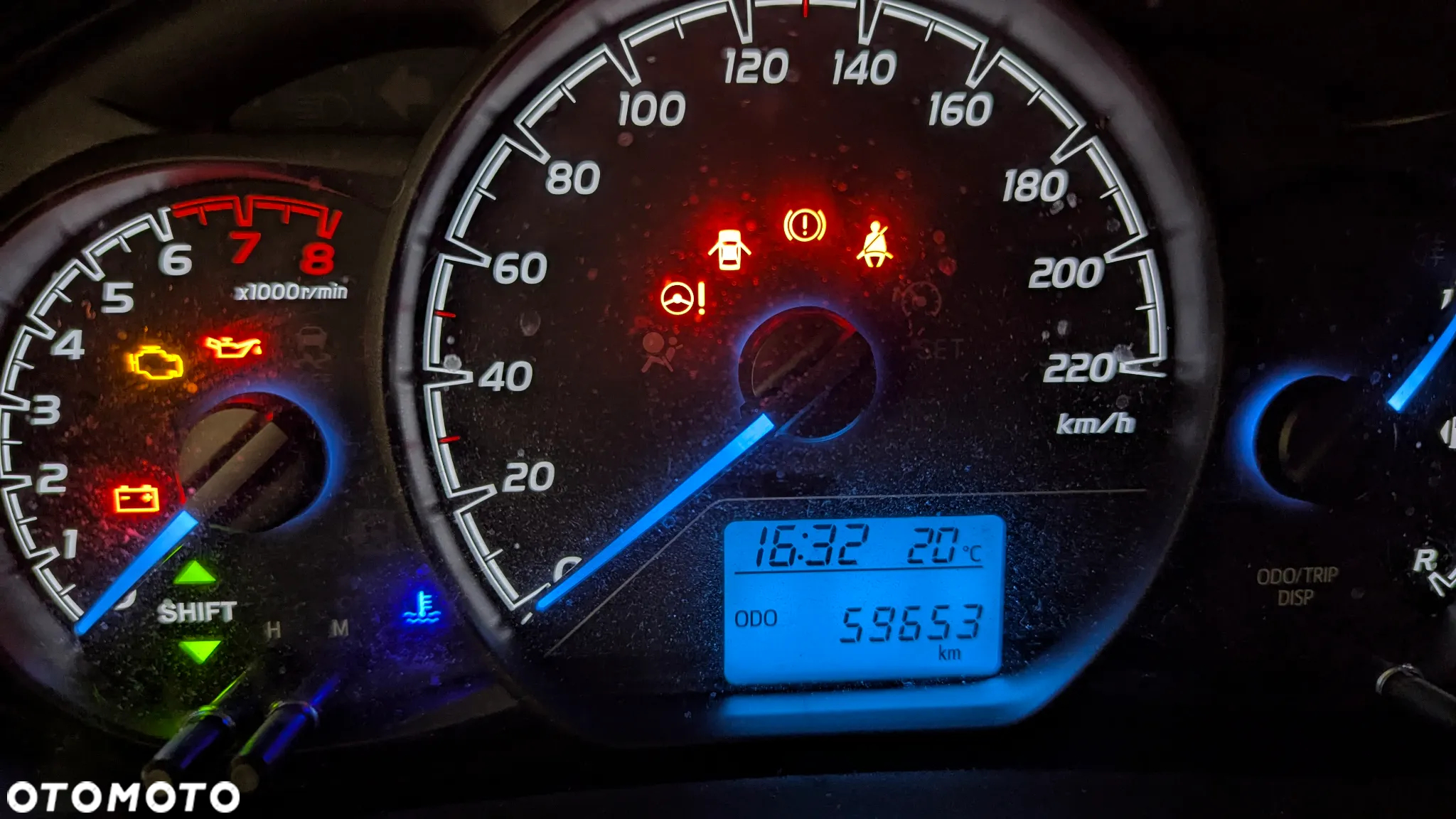 Toyota Yaris 1.5 Active - 9